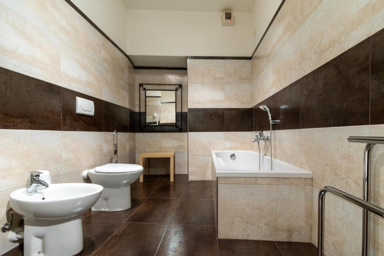 Ad Verona Flat Ngoại thất bức ảnh